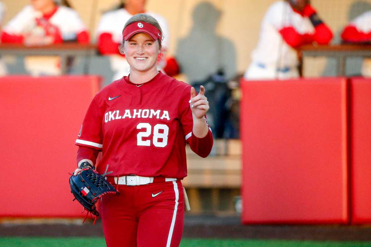 SB - Love's Field, Kelly Maxwell